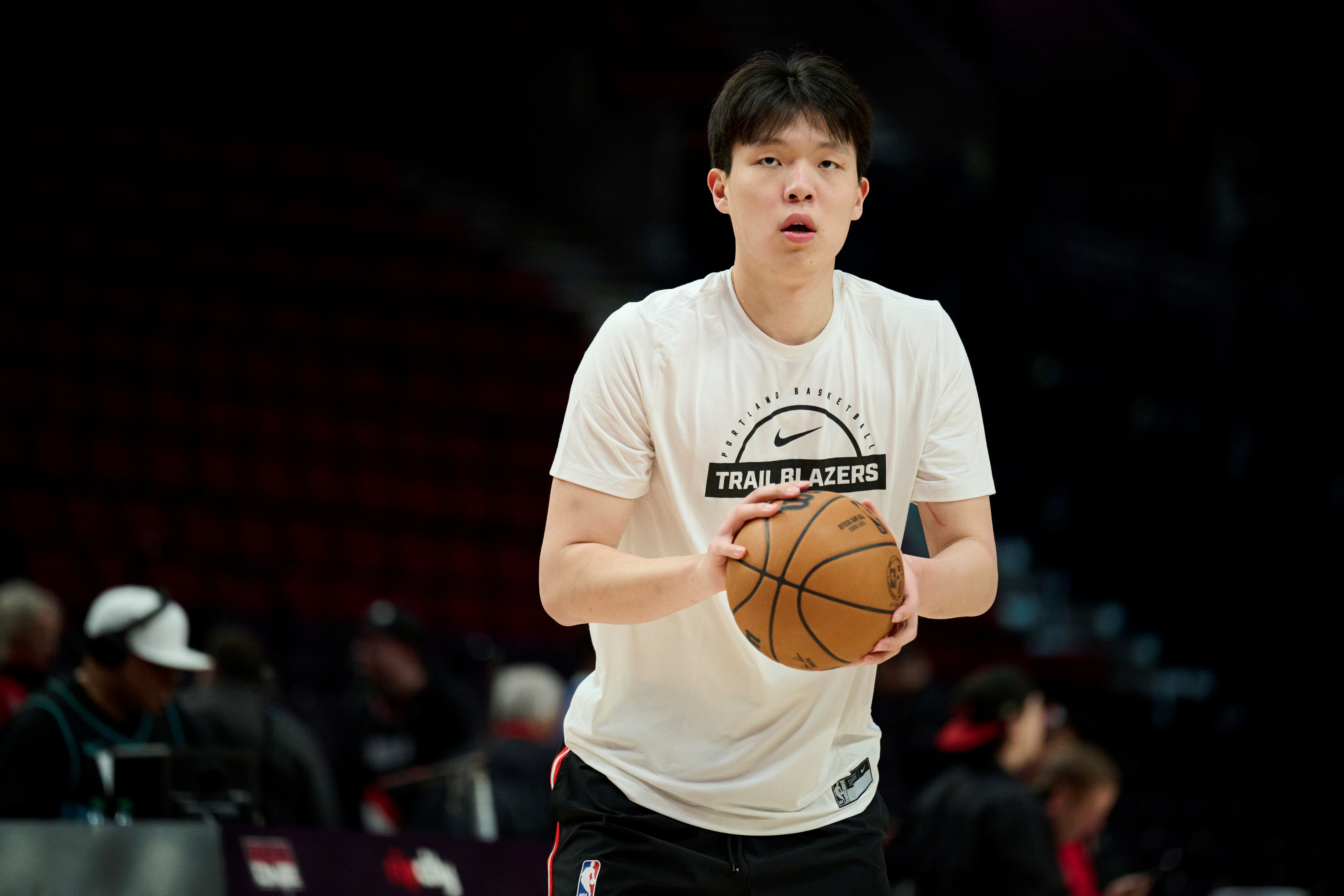 翻译曝杨瀚森NBA试训细节:6点起床一周6练 曾7天6赛 翻译曝杨瀚森NBA试训细节:6点起床一周6练 曾7天6赛